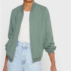 Vero Moda Green Bomber Jacket - NEW with tags
